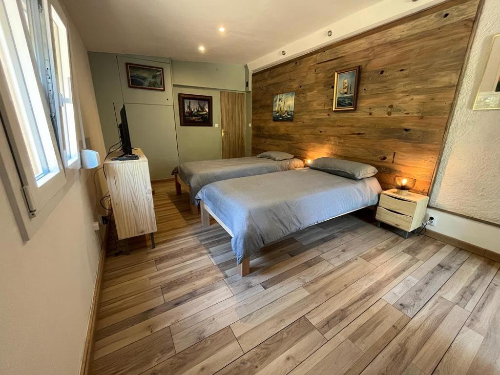 Casa Gecko Hotel Vilajuiga Екстериор снимка